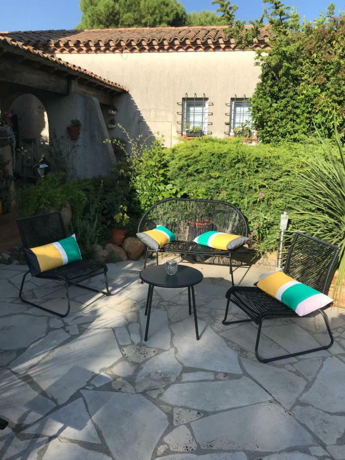 Le Jardin De La Cite Bed & Breakfast Carcassonne Eksteriør bilde
